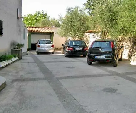 And Josip 3* Vodice